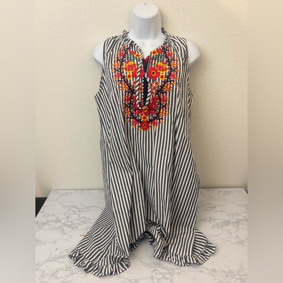 South Main Dresses & Skirts - South Main Mexican Style Colorful Floral Embroidered Mini Dress Sz L Striped